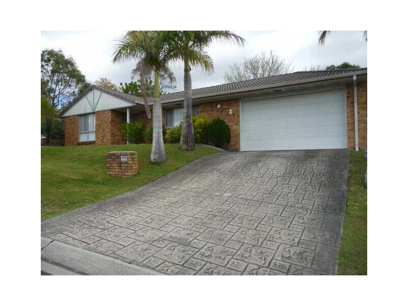 3 Clayton Drive, Edens Landing QLD 4207