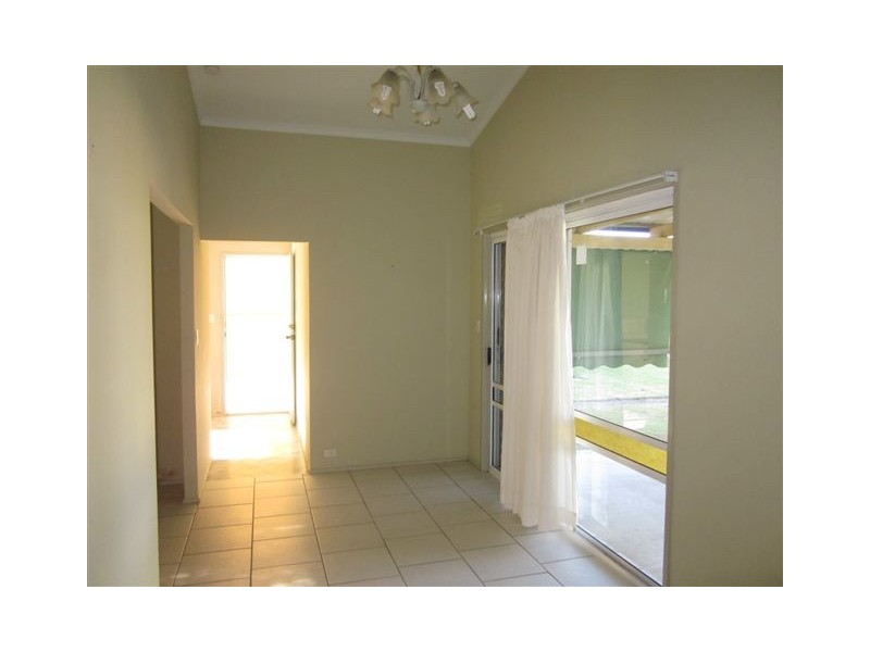 32 Schweitzer Street, Mount Warren Park QLD 4207