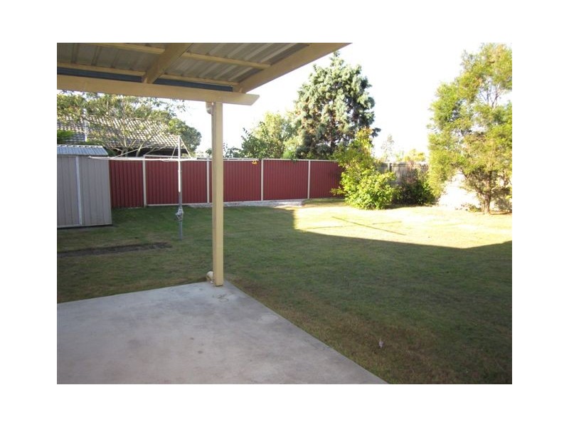 32 Schweitzer Street, Mount Warren Park QLD 4207