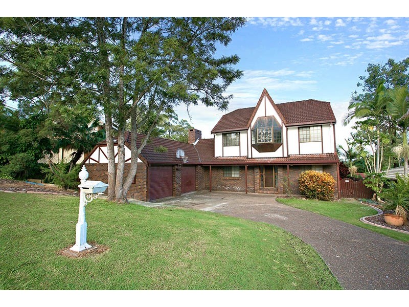 18 Kaiser Drive, Windaroo QLD 4207