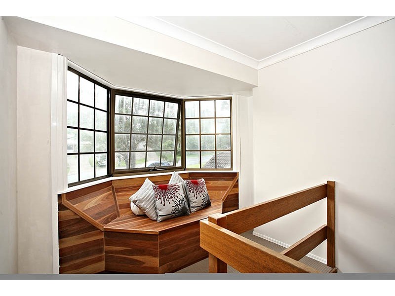 18 Kaiser Drive, Windaroo QLD 4207