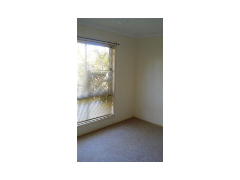 10 Lomic Crt, Eagleby QLD 4207