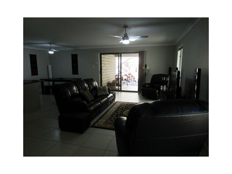 34 Mossman Pde, Waterford QLD 4133
