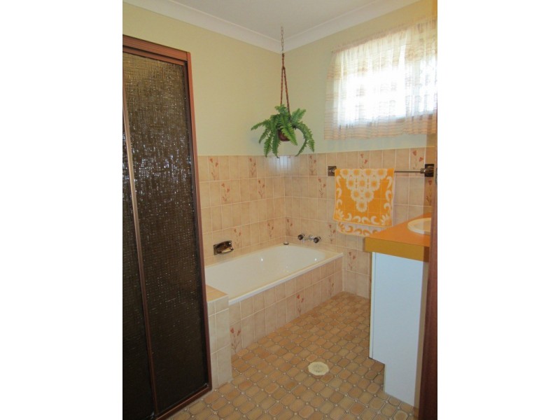 Mount Warren Park QLD 4207