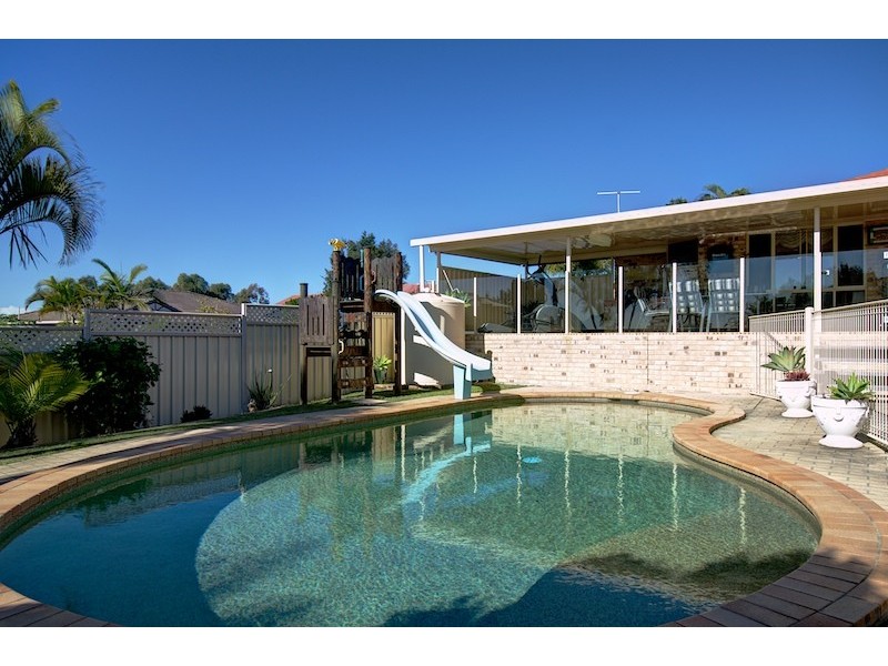 Edens Landing QLD 4207