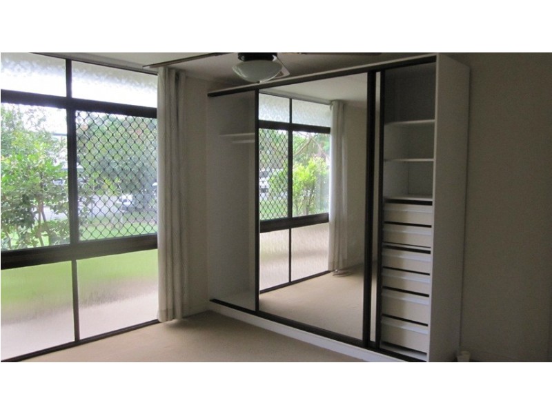 12 Shirley St, Eagleby QLD 4207