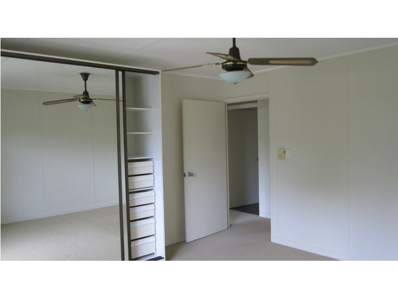 12 Shirley St, Eagleby QLD 4207