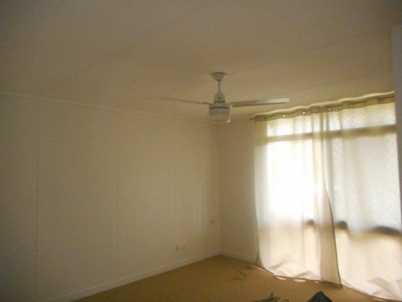 12 Shirley St, Eagleby QLD 4207