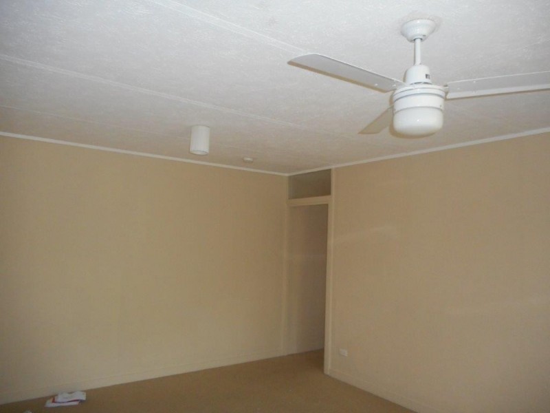 12 Shirley St, Eagleby QLD 4207