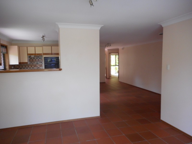 46 Highview Tce, Daisy Hill QLD 4127