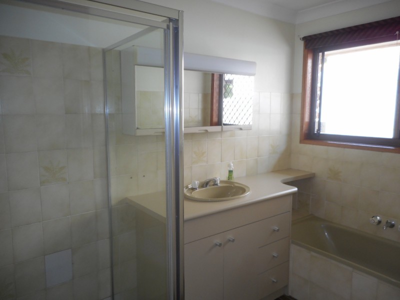46 Highview Tce, Daisy Hill QLD 4127