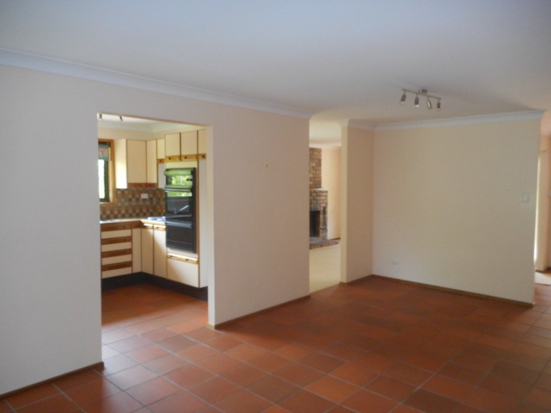 46 Highview Tce, Daisy Hill QLD 4127