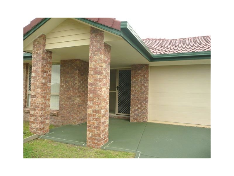 71 Woodlands Blvd, Waterford QLD 4133