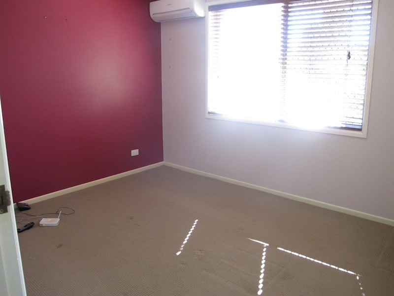 1 Settler Place, Edens Landing QLD 4207