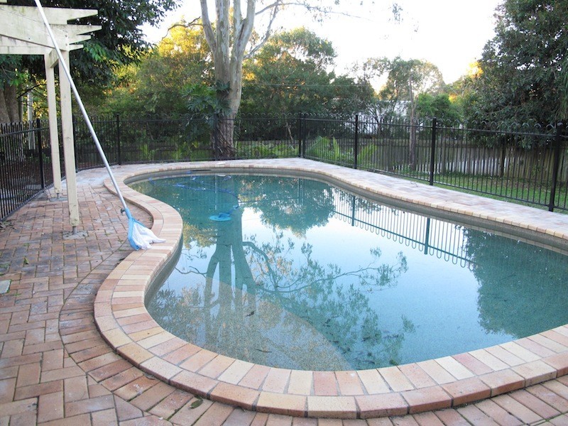 1 Settler Place, Edens Landing QLD 4207