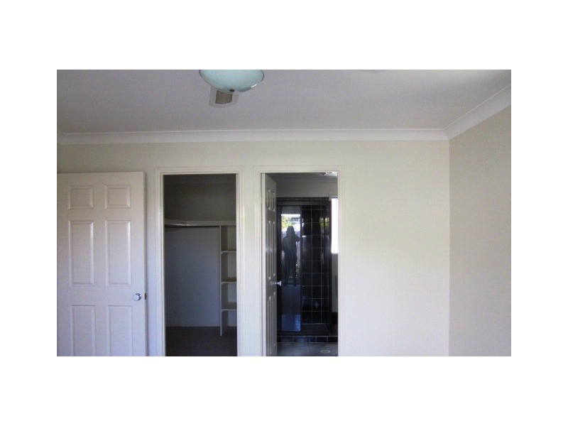 3 Southee Plce, Meadowbrook QLD 4131