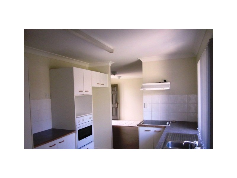 3 Southee Plce, Meadowbrook QLD 4131