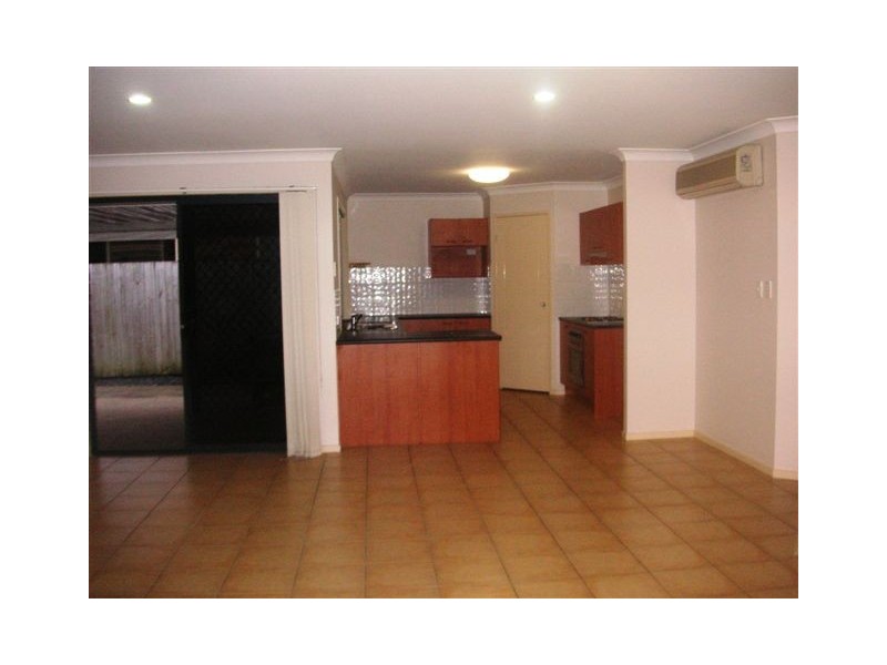 12 Mt View Crescent, Mount Warren Park QLD 4207