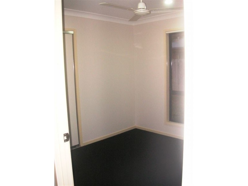 12 Mt View Crescent, Mount Warren Park QLD 4207