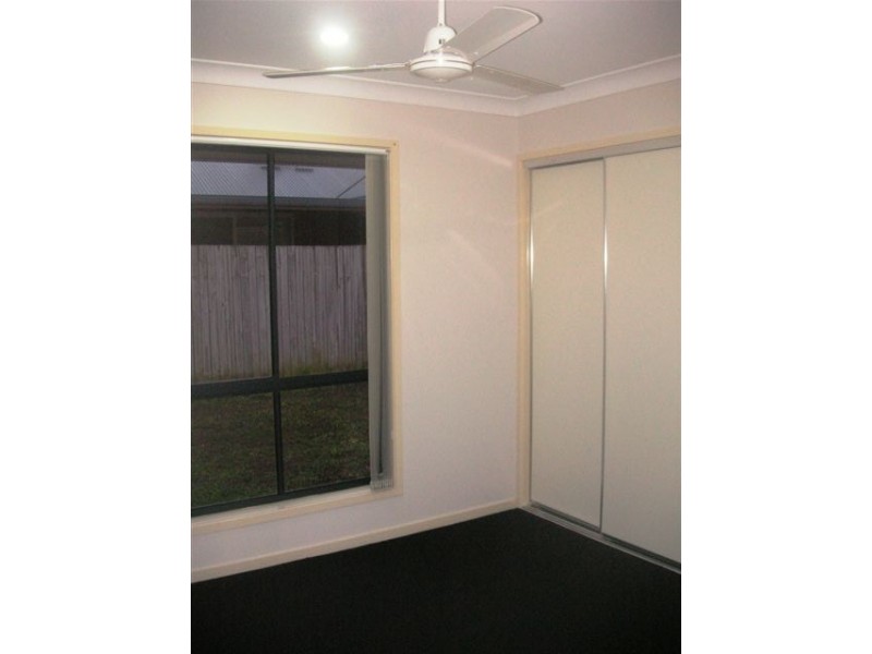 12 Mt View Crescent, Mount Warren Park QLD 4207