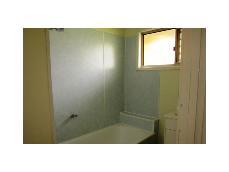 236 Herses Rd, Eagleby QLD 4207