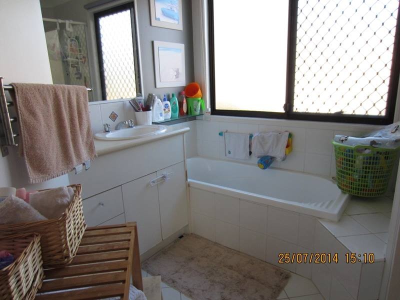 1/392 Chatswood Road, Shailer Park QLD 4128