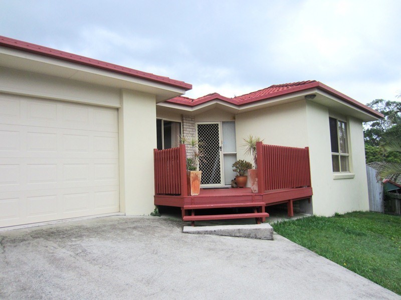 51 Grove Road, Edens Landing QLD 4207