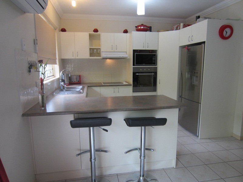 51 Grove Road, Edens Landing QLD 4207