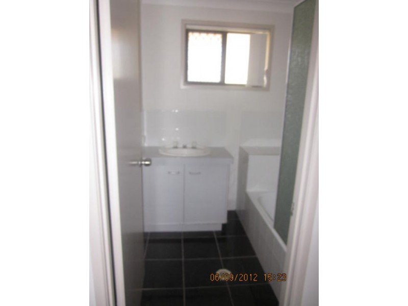 43 Pheasant Ave, Beenleigh QLD 4207