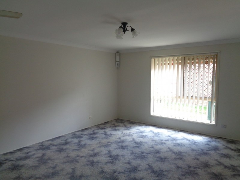 8 Coventry Crt, Slacks Creek QLD 4127