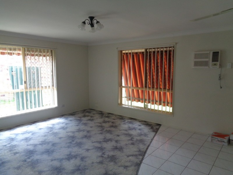 8 Coventry Crt, Slacks Creek QLD 4127