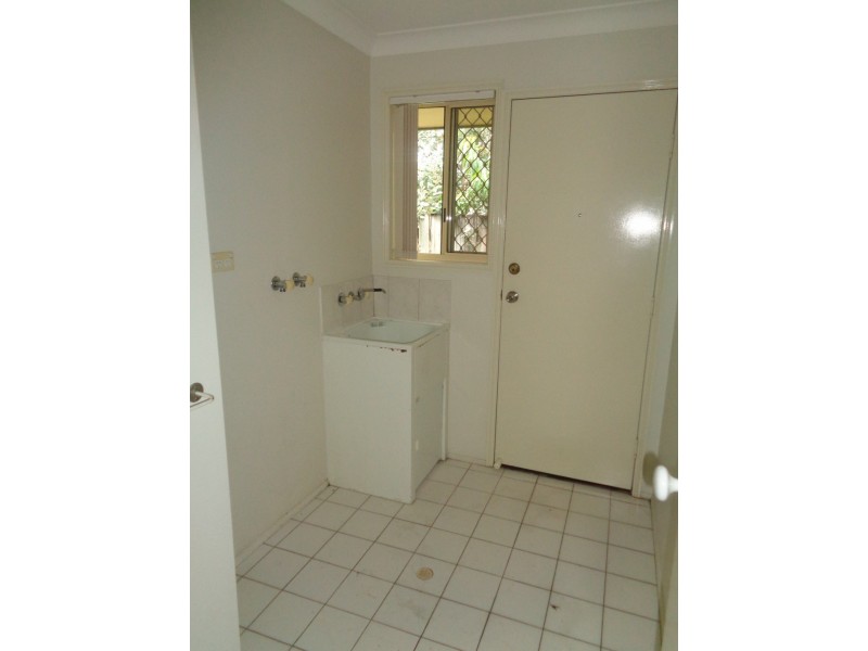 8 Coventry Crt, Slacks Creek QLD 4127