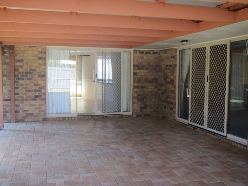 87 Carl Heck Blvd, Windaroo QLD 4207
