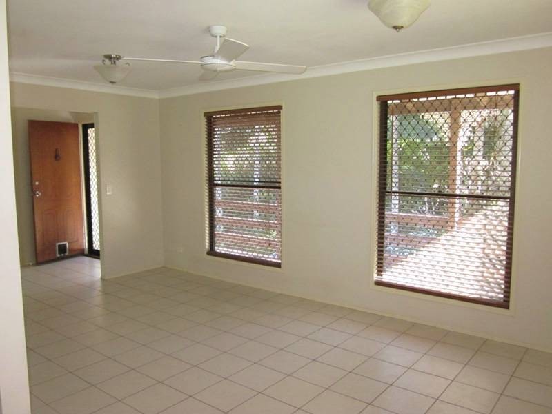 39 Leslie Pde, Slacks Creek QLD 4127