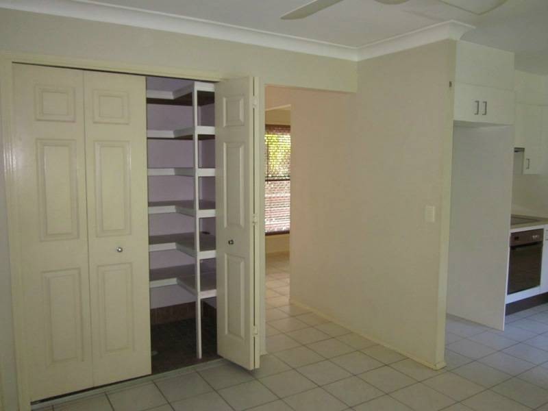 39 Leslie Pde, Slacks Creek QLD 4127