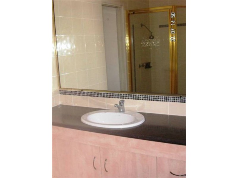 111 Bryants Rd, Loganholme QLD 4129