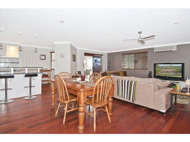 Edens Landing QLD 4207