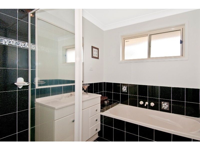 Edens Landing QLD 4207