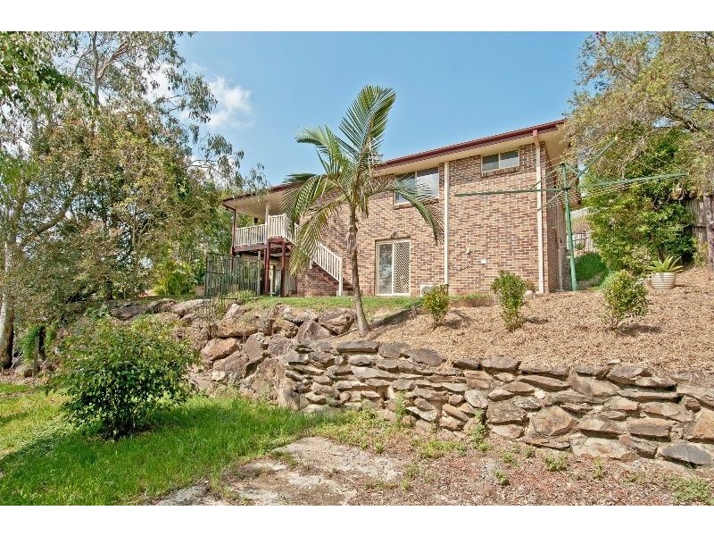 Edens Landing QLD 4207