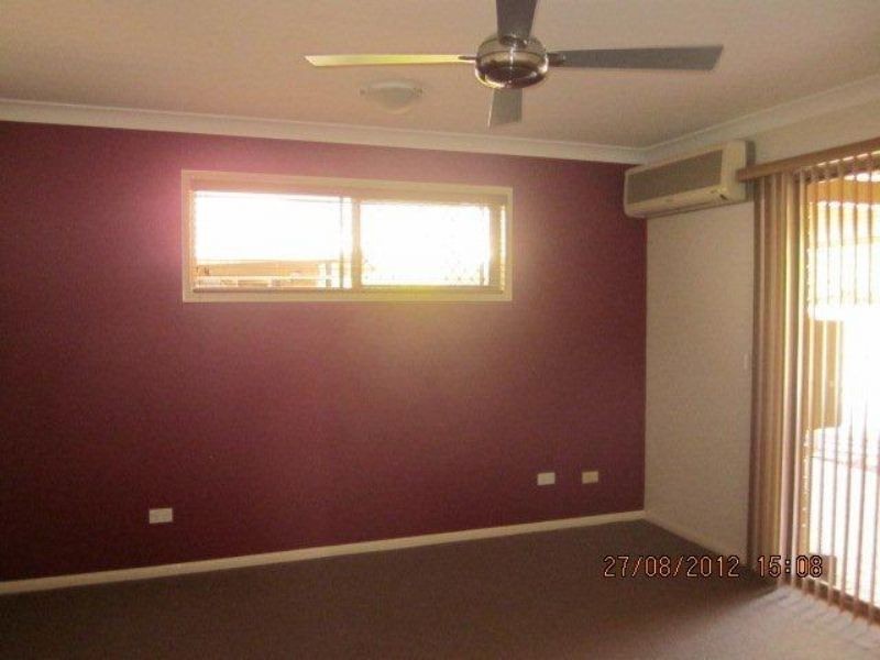 39 YVONNE CRS, Mount Warren Park QLD 4207