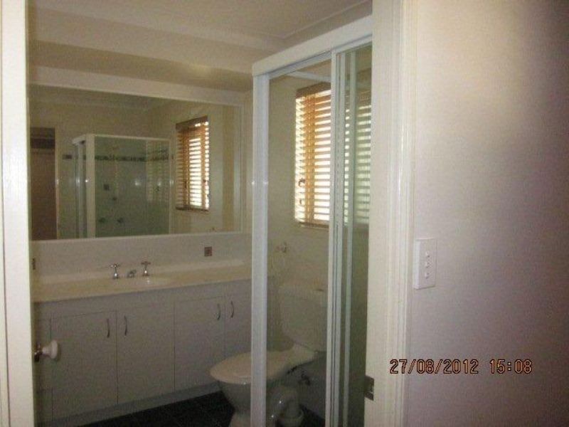 39 YVONNE CRS, Mount Warren Park QLD 4207