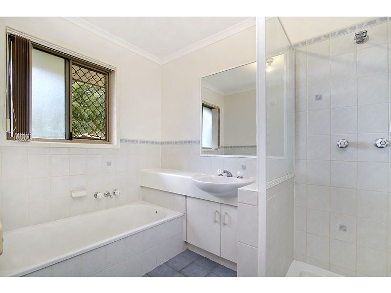 28 Dowling Cres, Eagleby QLD 4207