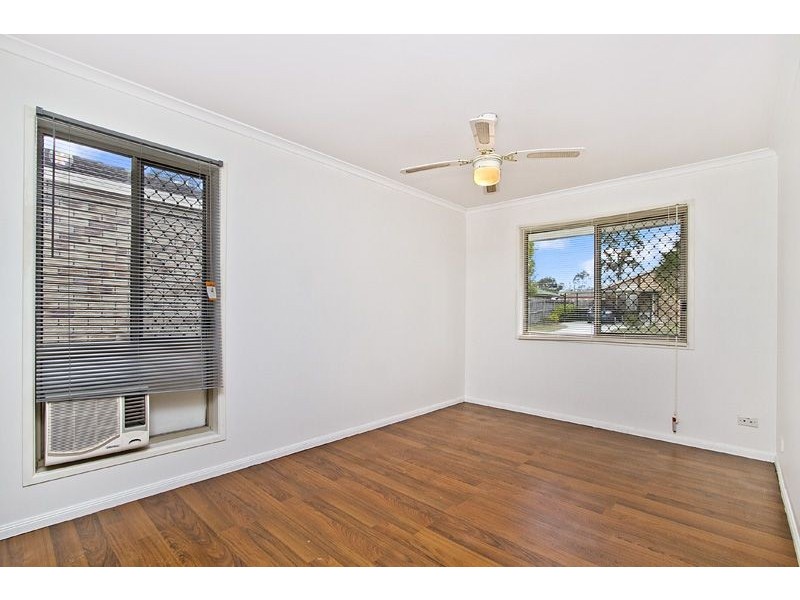 28 Dowling Cres, Eagleby QLD 4207
