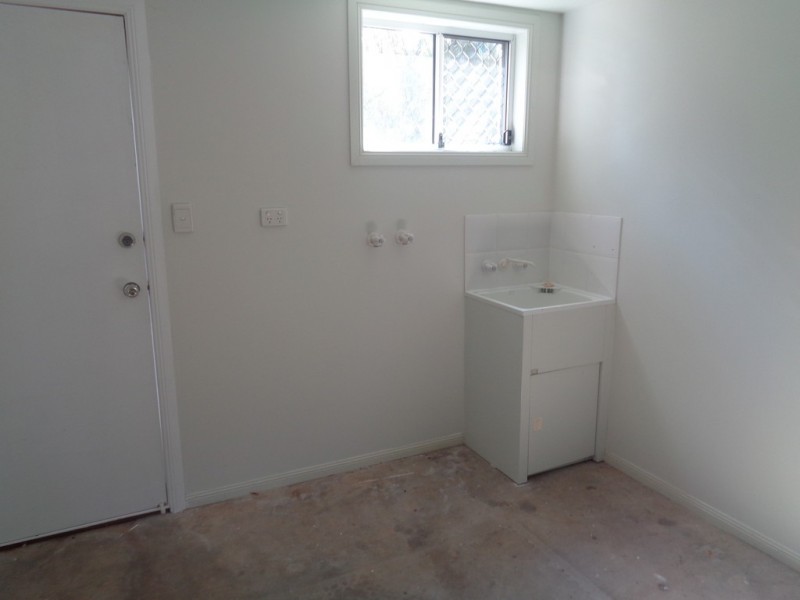 38 Chatfield St, Edens Landing QLD 4207