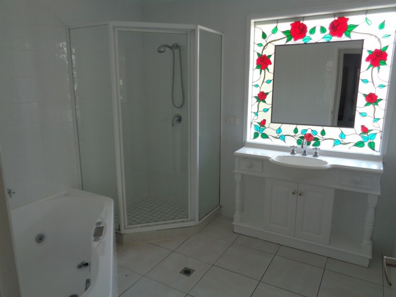 88 Pohon Dr, Tanah Merah QLD 4128