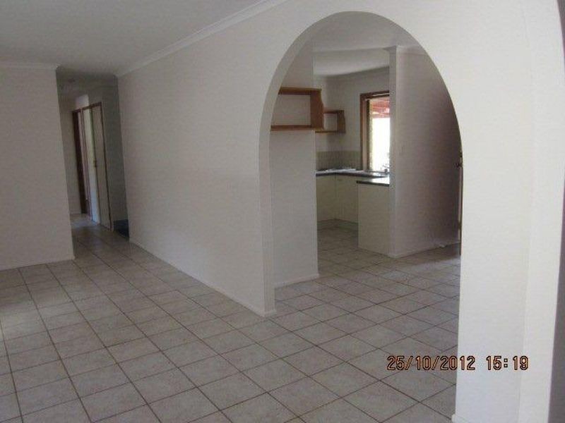 14 Harburg Dr, Beenleigh QLD 4207