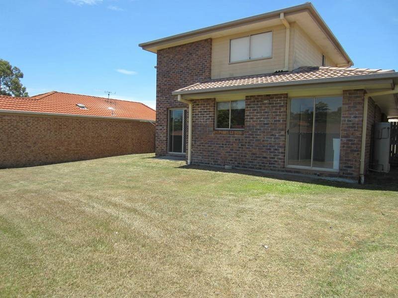 15 Gariswood Crt, Edens Landing QLD 4207