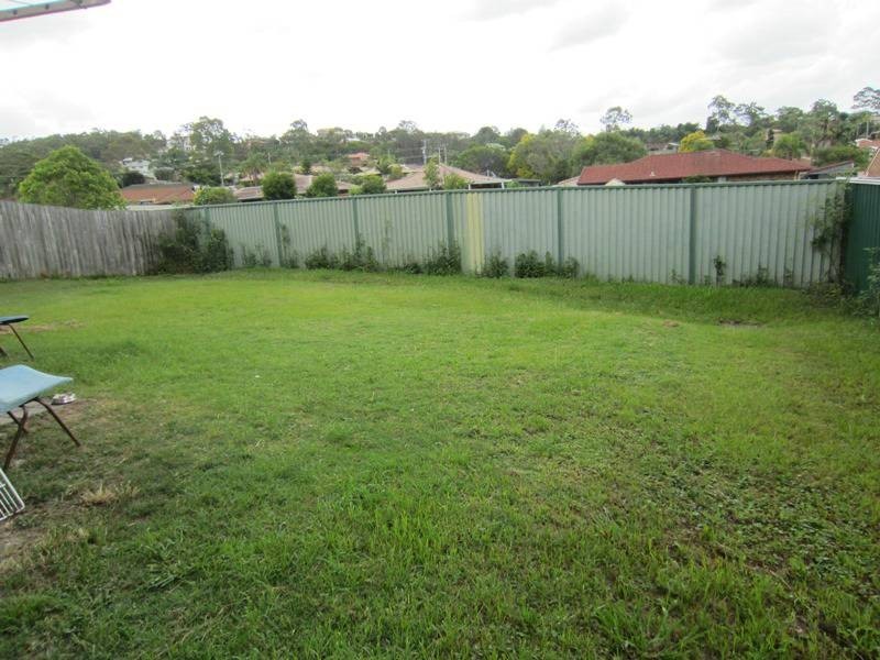 15 Gariswood Crt, Edens Landing QLD 4207