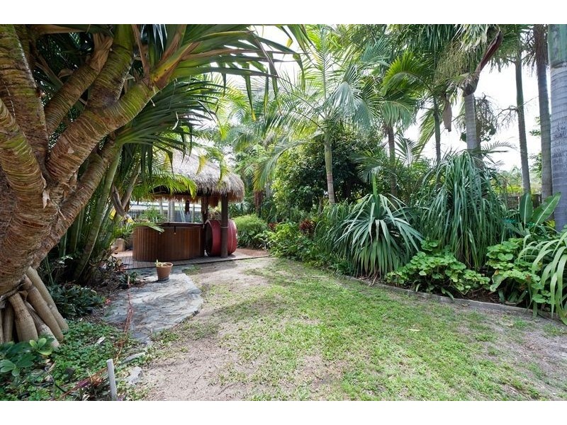 12 Karen Street, Jacobs Well QLD 4208