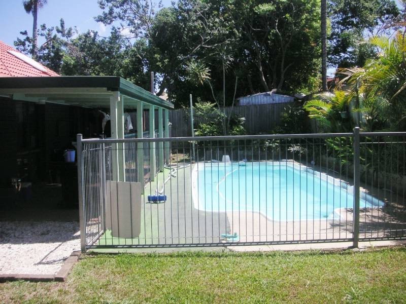6 Farrow Street, Daisy Hill QLD 4127